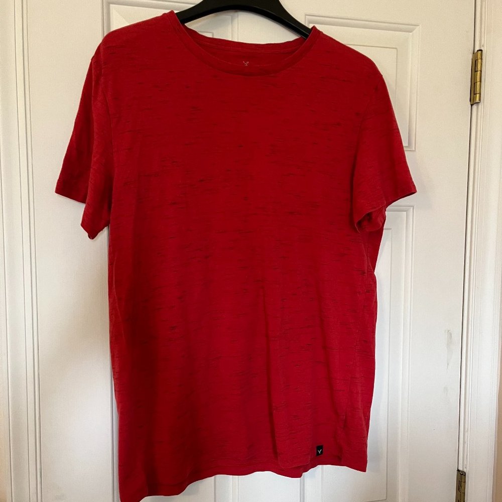 Mens American Eagle tshirt